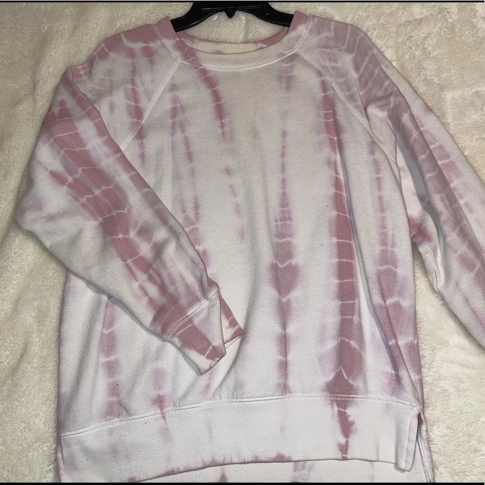 VS Pink Pullover Tie-Dye Sweatshirt